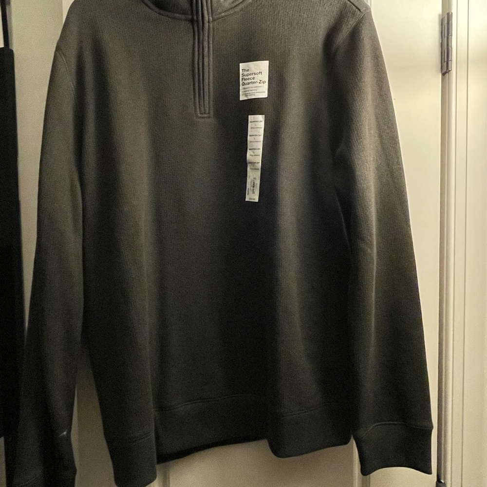 Men's Dark Gray Sweater